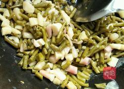 酸豆角酸姜爆炒牛肉的做法图解6