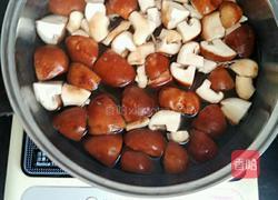 蒜蓉酱香香菇的做法图解3