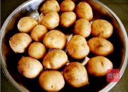 孜然小土豆的做法图解1