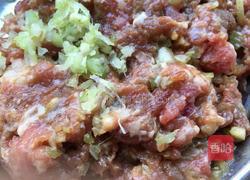 猪肉卷饼的做法图解2