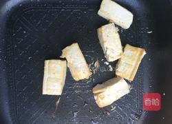 豆腐肉沫紫菜汤的做法图解2