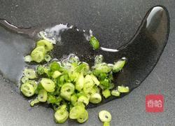 酱油炒面的做法图解4