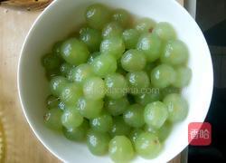 葡萄罐头的做法图解1