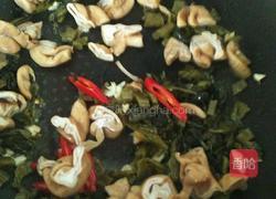 大肠咸菜面的做法图解5