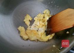 胡萝卜炒鸡蛋的做法图解3
