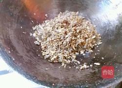 双椒腌菜炒肉丁的做法图解3