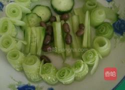 蜜红豆黄瓜卷的做法图解4