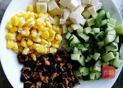 腊肠时蔬咖哩炒饭的做法图解1