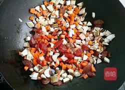 香菇腊肠焖饭的做法图解5