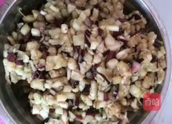 茄子粉条馅饺子的做法图解2