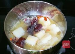 蜂蜜雪梨银耳羹的做法图解9