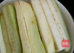 油泼蒜泥茄条的做法图解2