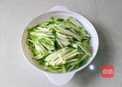 酱炒丝瓜的做法图解1