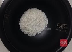 蔬菜鸡肉粥的做法图解1