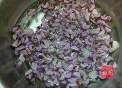 紫藤花煎鸡蛋的做法图解1