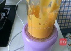 芒果西瓜汁的做法图解4