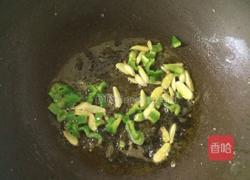 丝瓜炒土鸡蛋的做法图解7