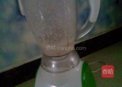 香蕉奶昔的做法图解5