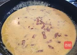 奶油蛋黄培根意大利面的做法图解7