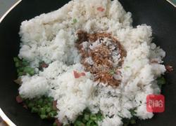 豇豆培根酱油炒饭的做法图解6