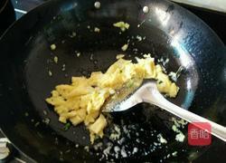 玉米蛋炒饭的做法图解3