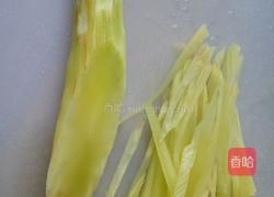 脆爽青笋的做法图解2