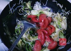 蔬菜炒面的做法图解9