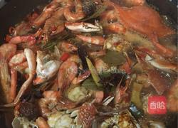 香辣啤酒虾蟹锅的做法图解10