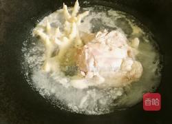 薏米莲子猪肉煲冬瓜的做法图解2