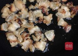 腊肉炒蒜薹的做法图解4