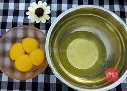 香橙蛋糕卷的做法图解2