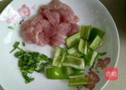 番茄炒肉片的做法图解3