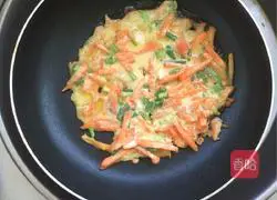 Illustration of making carrot shredded cake 5