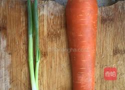 胡萝卜丝饼的做法图解1