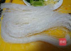 娃娃菜粉丝豆腐鱼汤的做法图解3