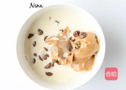 花生巧克力焦糖苹果的做法图解2