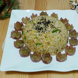 蟹肉黄金炒饭的做法[图]