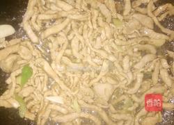 菜椒炒肉丝的做法图解4