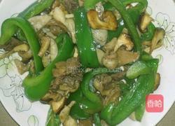 香菇鸡杂炒青椒的做法图解5