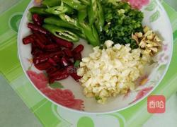 干煸豆角炒肉片的做法图解3