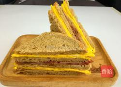 火腿鸡蛋三明治的做法图解7