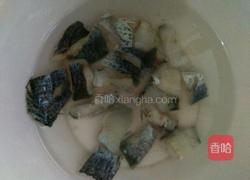 干扁鱼块的做法图解1