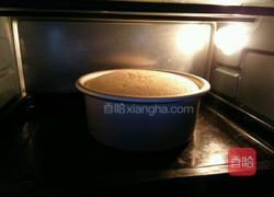 戚风蛋糕的做法图解8