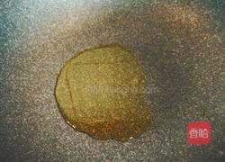 火腿炒玉米粒的做法图解2