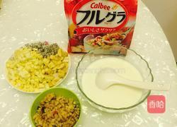 水果燕麦牛奶餐的做法图解1