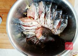 清蒸孔雀开屏鱼的做法图解4