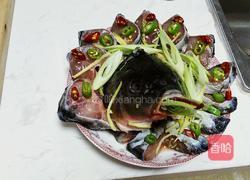 清蒸孔雀开屏鱼的做法图解5