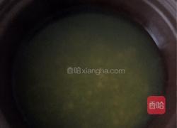 绿豆薏米粥的做法图解2