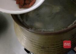 西洋参木耳鸡汤的做法图解7