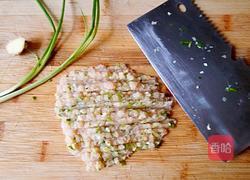 杂蔬鸡肉丸子汤的做法图解1